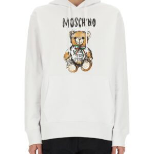 Refresh your wardrobe with the Moschino men's TEDDY PRINT SWEATSHIRT in White