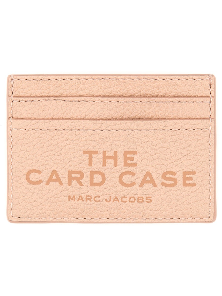 Explore the authentic Marc Jacobs women's "THE CARD CASE" CARD CASE in Pink