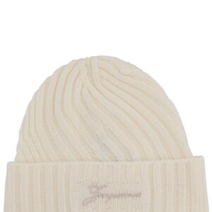 Refresh your wardrobe with the JACQUEMUS women's THE "TOURNI" CAP in White