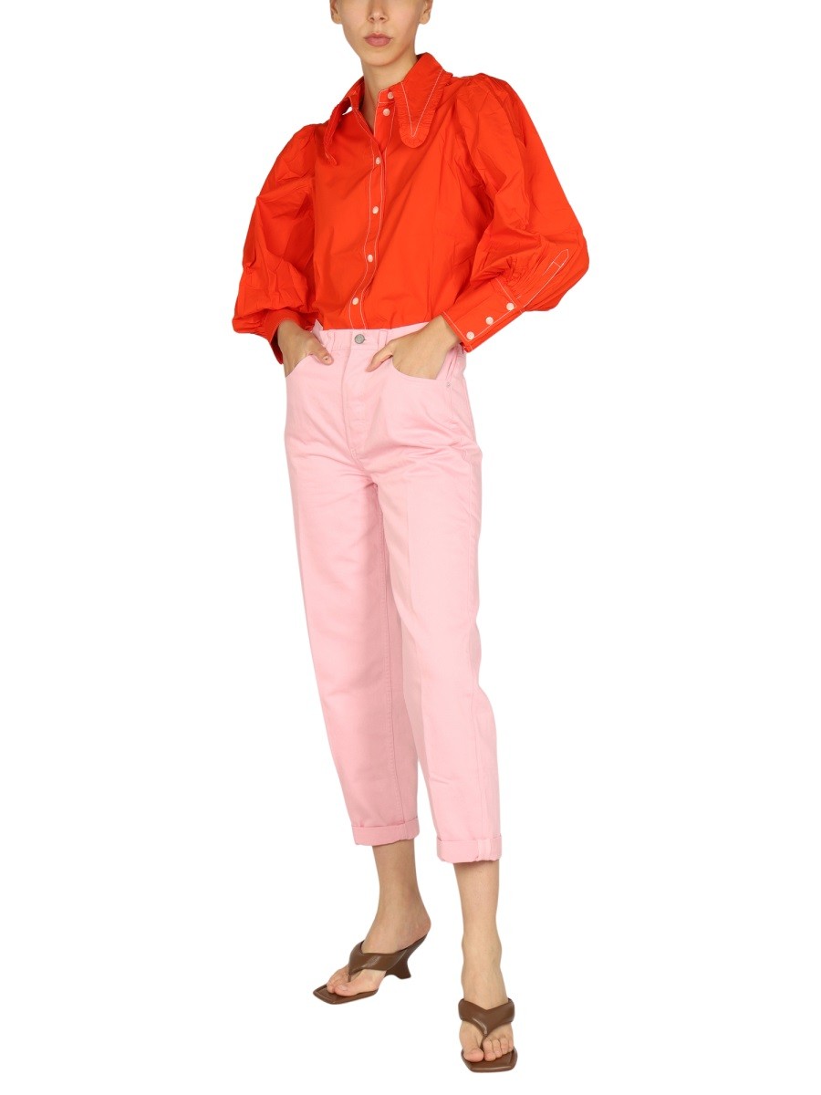 designed for dependable everyday comfort and versatile modern style.