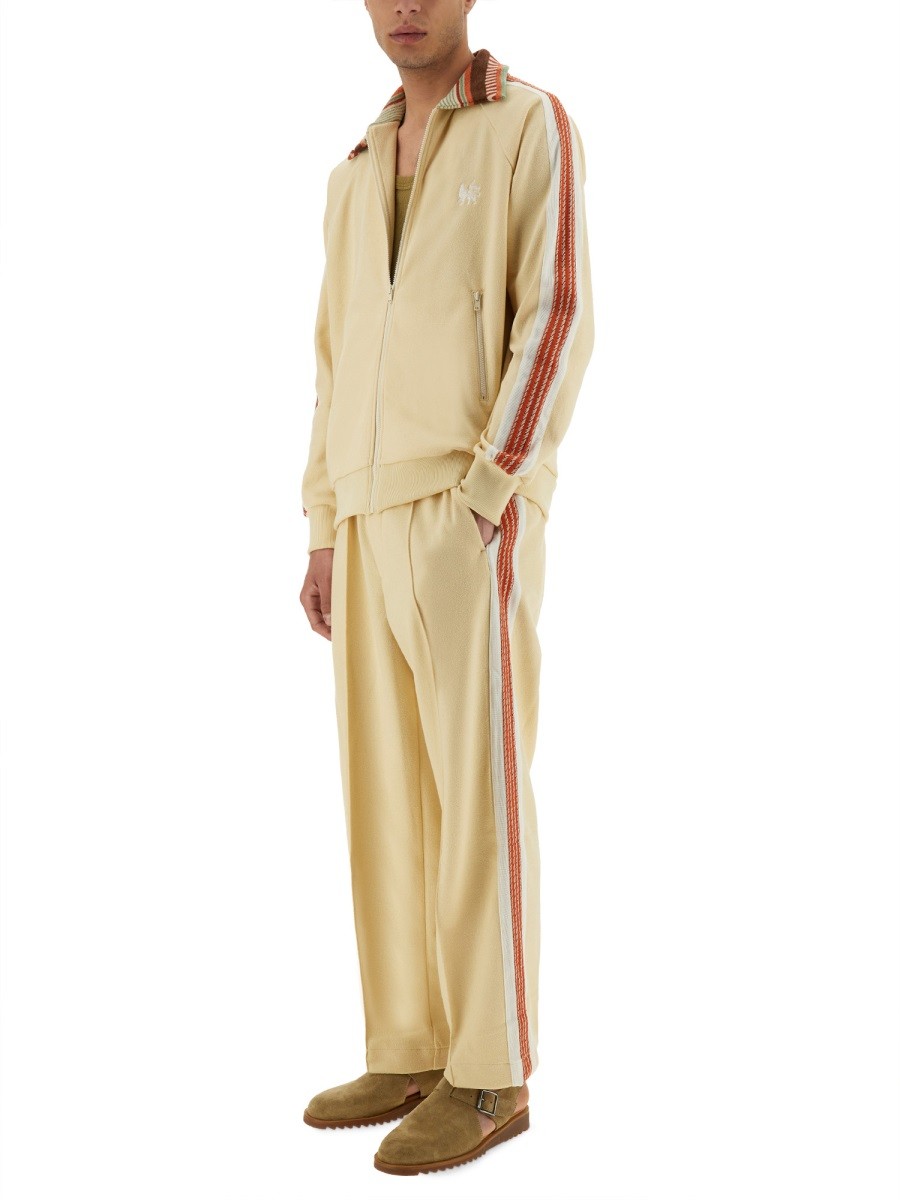 designed for dependable everyday comfort and versatile modern style.