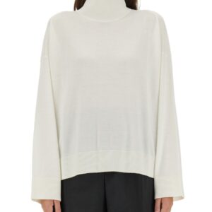 Refresh your wardrobe with the Bottega Veneta women's TURTLENECK SWEATER in Ivory