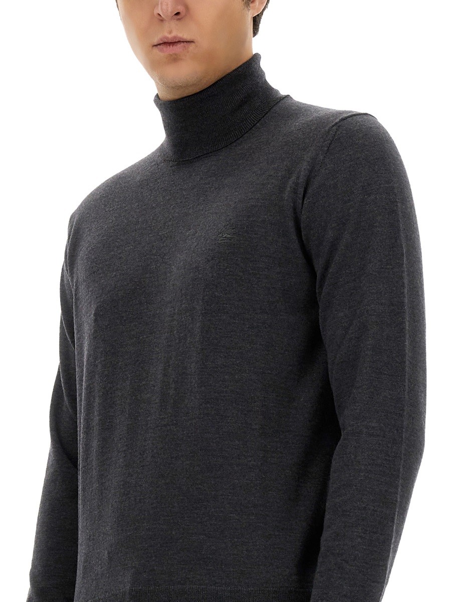TURTLENECK WITH EMBROIDERY - Image 4
