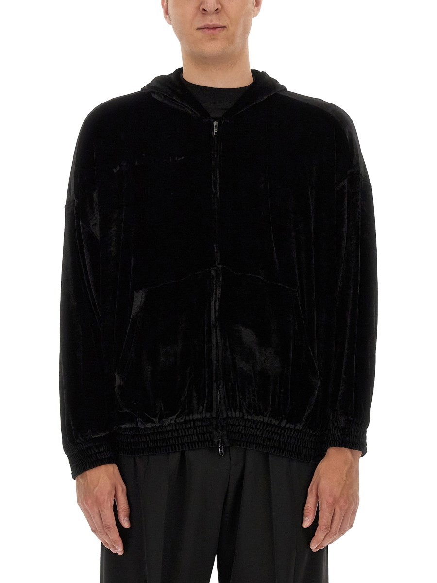 Discover the authentic Balenciaga men's VELVET SWEATSHIRT in Black