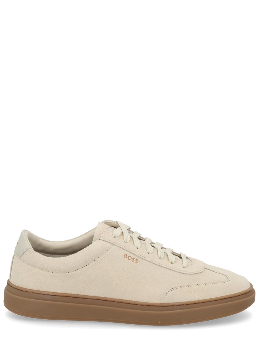 Refresh your wardrobe with the Boss men's "VINSTON" SNEAKER in beige