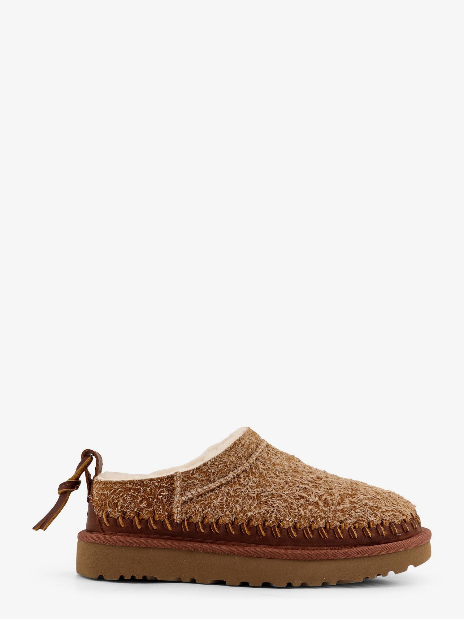 Discover the authentic Ugg women's W Classic Micro Biarritz suede slip-on in CHESTNUT