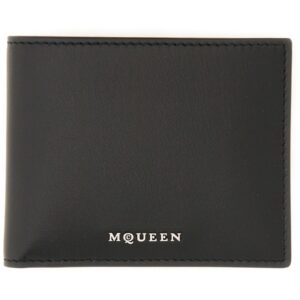 Refresh your wardrobe with the Alexander Mcqueen men's WALLET WITH LOGO in Black