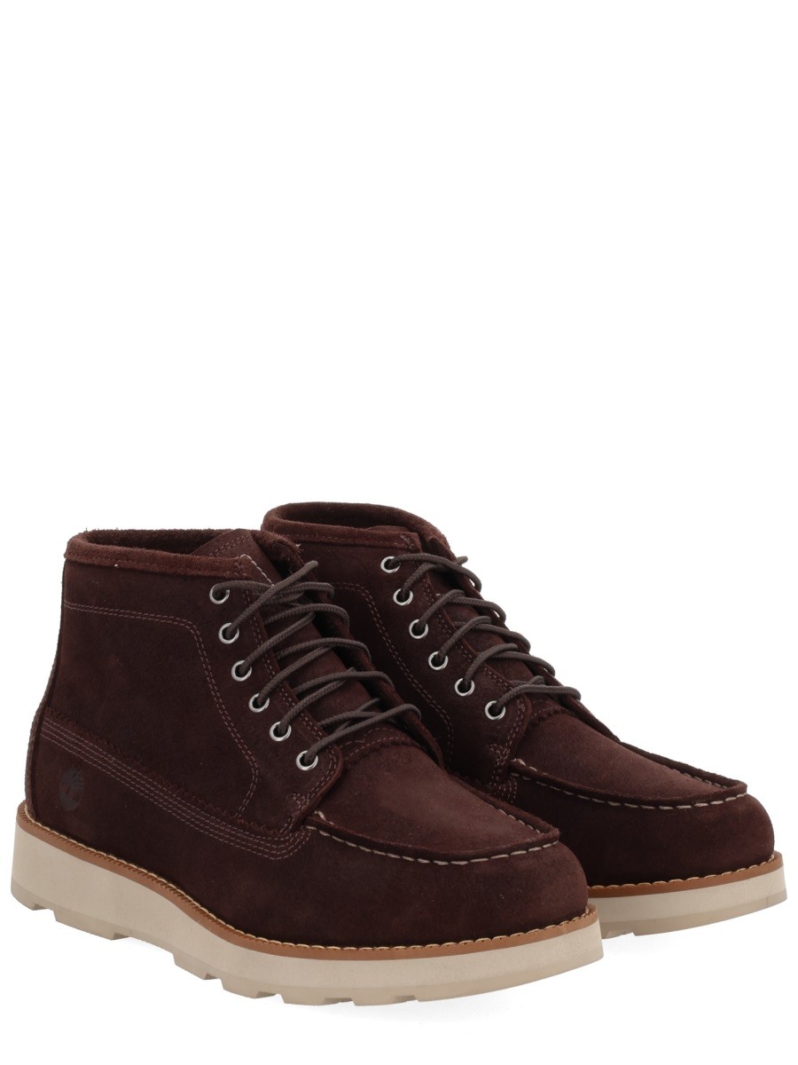 designed for dependable everyday comfort and versatile wardrobe styling.