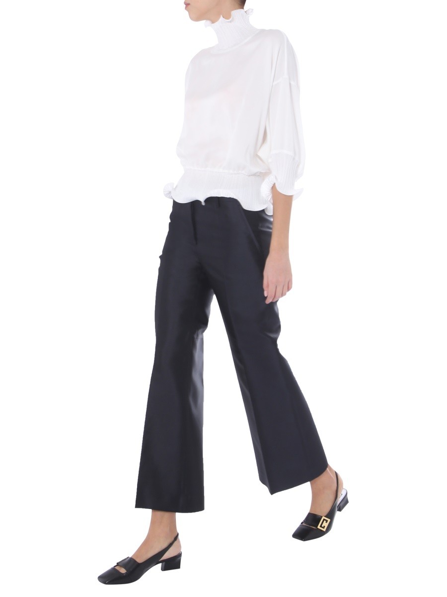 designed for dependable everyday comfort and versatile modern style.