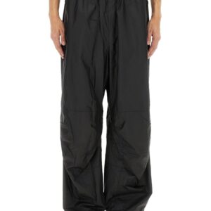 Explore the authentic The North Face men's WIND TRACK PANT "NSE" in Black
