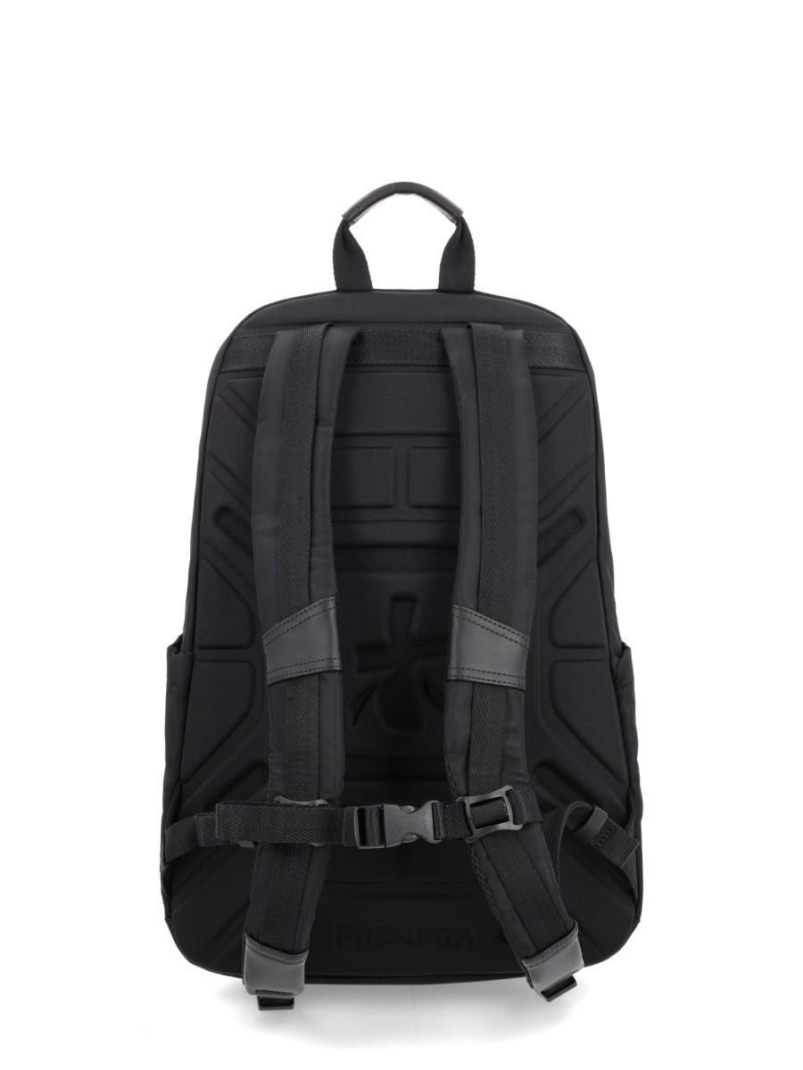 designed for dependable everyday comfort and versatile modern style.