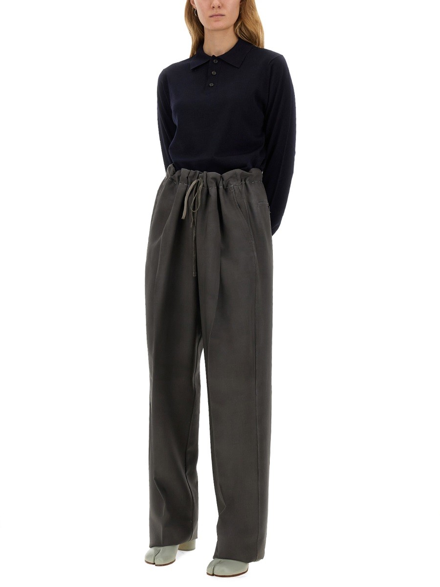 designed for dependable everyday comfort and versatile modern style.