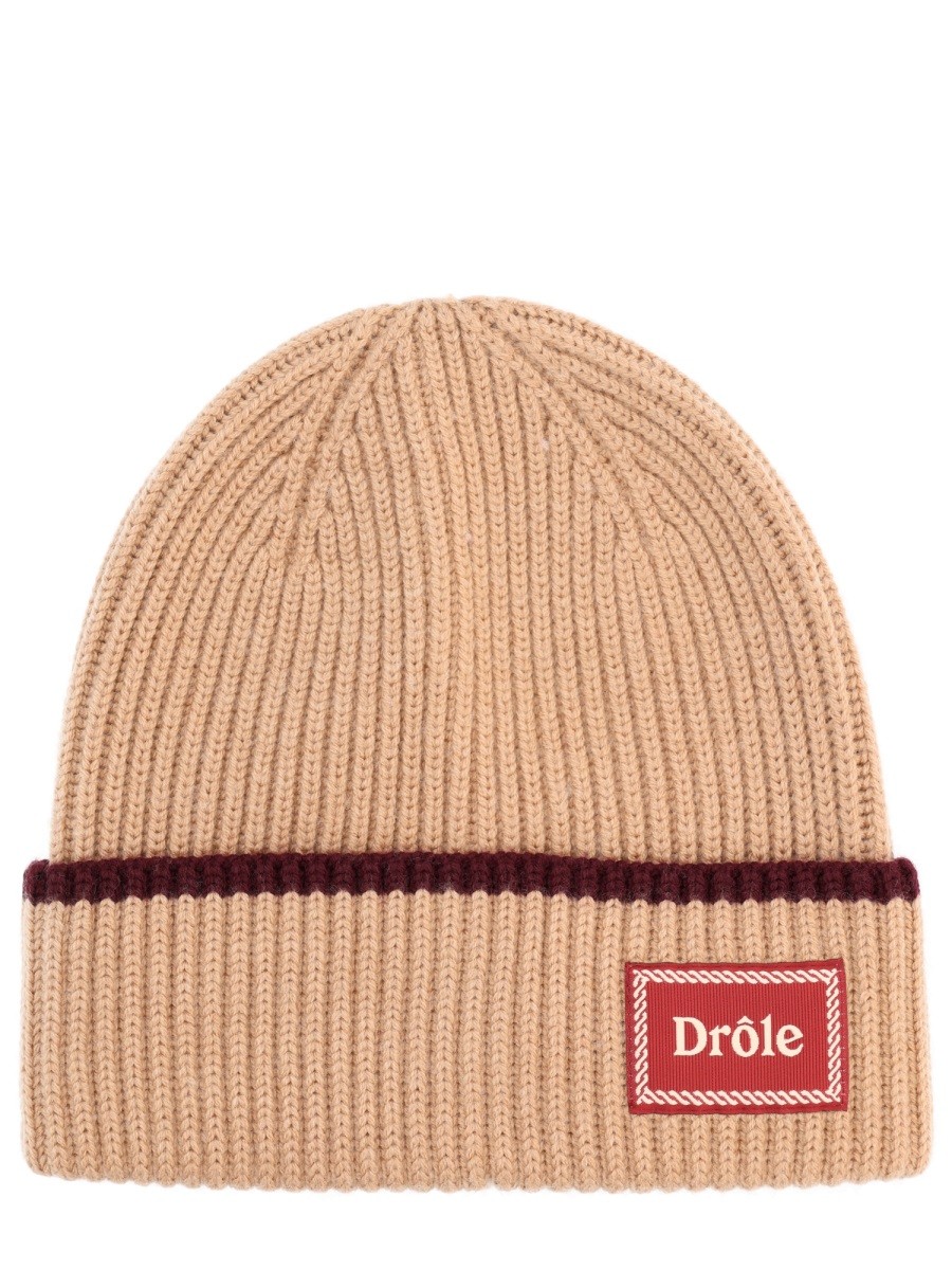 Refresh your wardrobe with the Drole De Monsieur men's WOOL CAP in beige