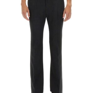 Refresh your wardrobe with the Dolce & Gabbana men's WOOL PANTS in Black