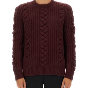 Refresh your wardrobe with the Alexander Mcqueen men's WOOL SWEATER in Bordeaux