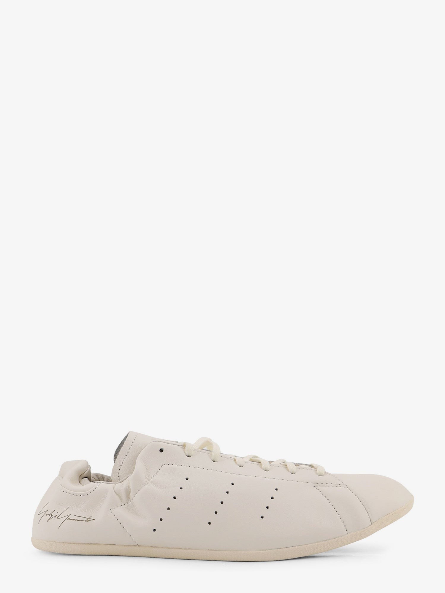 Discover the authentic ADIDAS Y-3 men's Y-3 Stan Smith Lo Pro leather sneakers in White