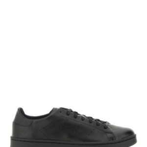 Refresh your wardrobe with the Y - 3 men's Sneaker "Stan Smith" in Black