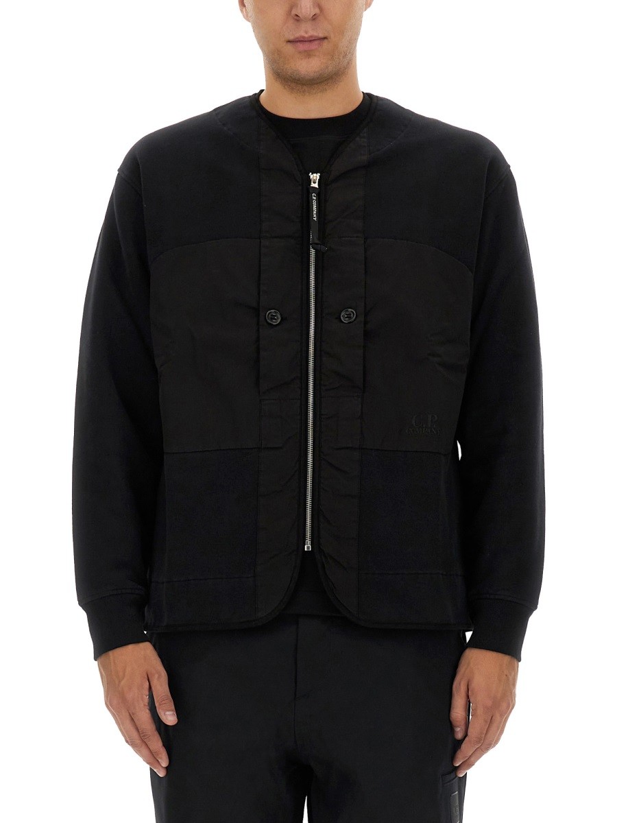 Elevate your look with the C.P. COMPANY men's ZIP SWEATSHIRT. in Black